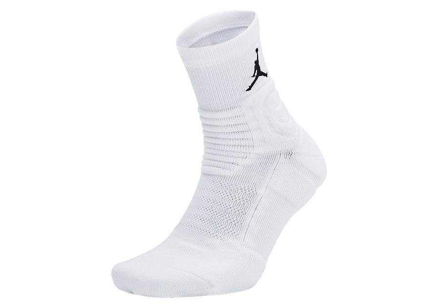 white nike basketball socks