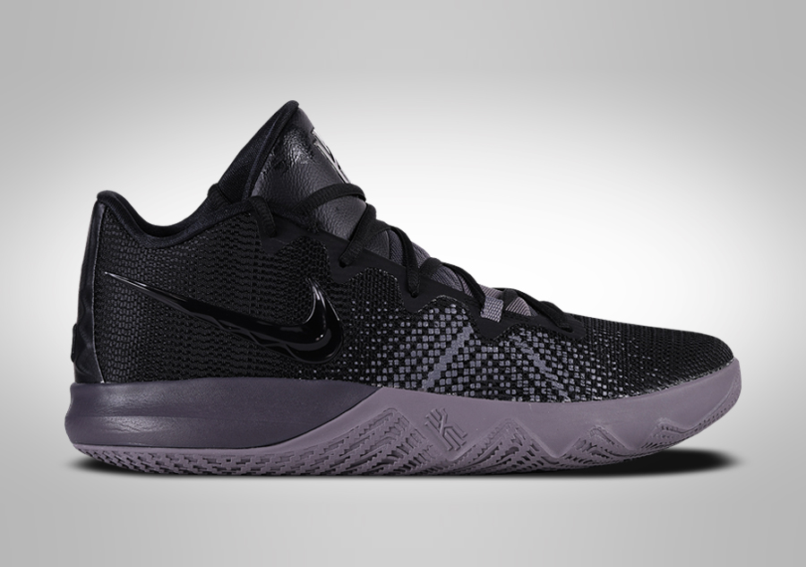 kyrie flytrap black grey