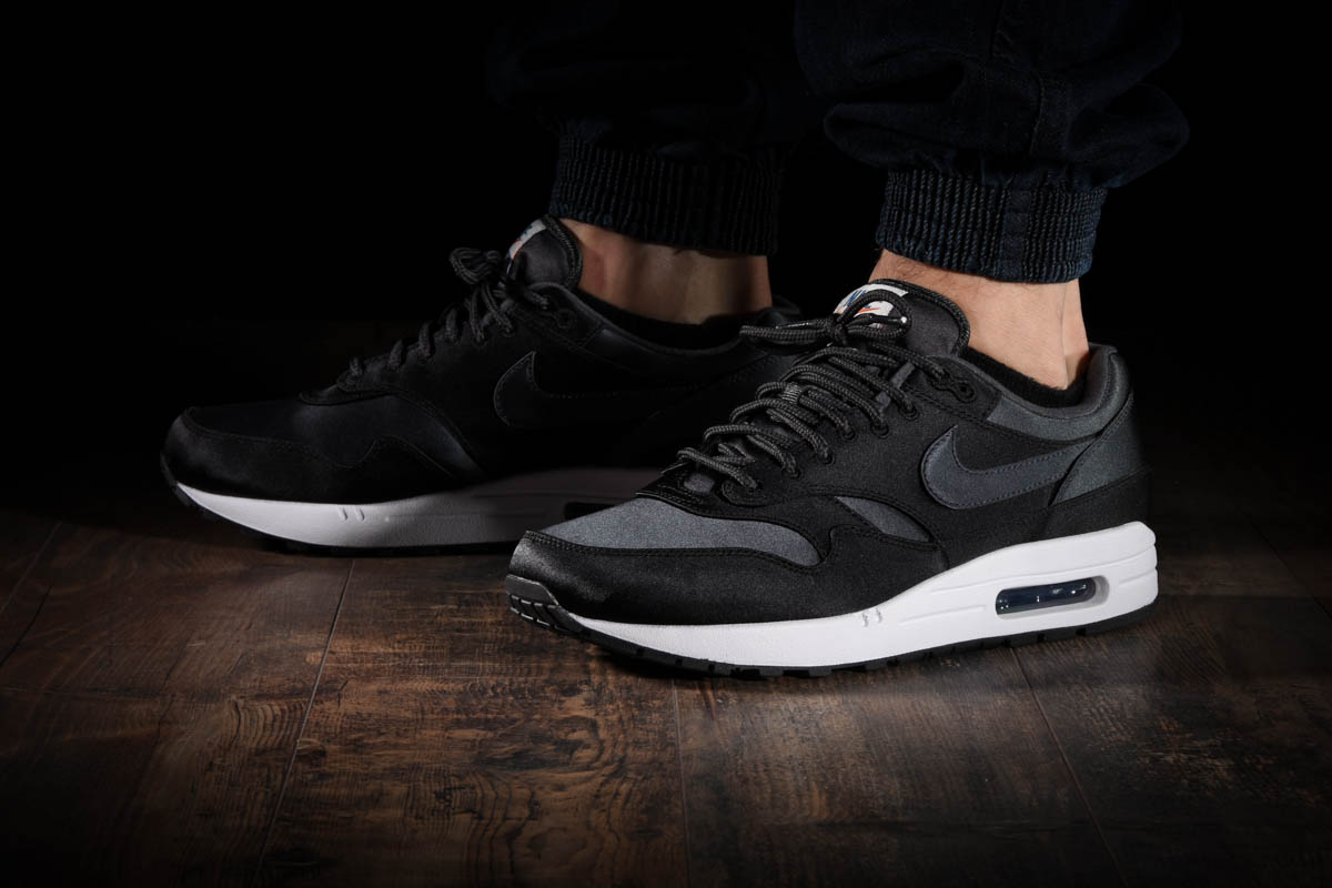 air max 1 se