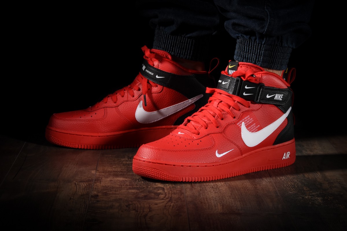 nike air force mid lv8 red