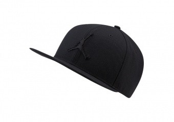 black cap jordan