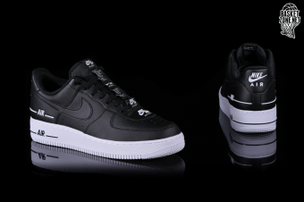 NIKE AIR FORCE 1 LOW 07 LV8 DOUBLE AIR BLACK WHITE pour 232 50