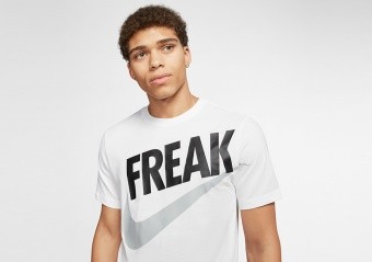 NIKE GIANNIS 'FREAK' DRI-FIT TEE WHITE GREY