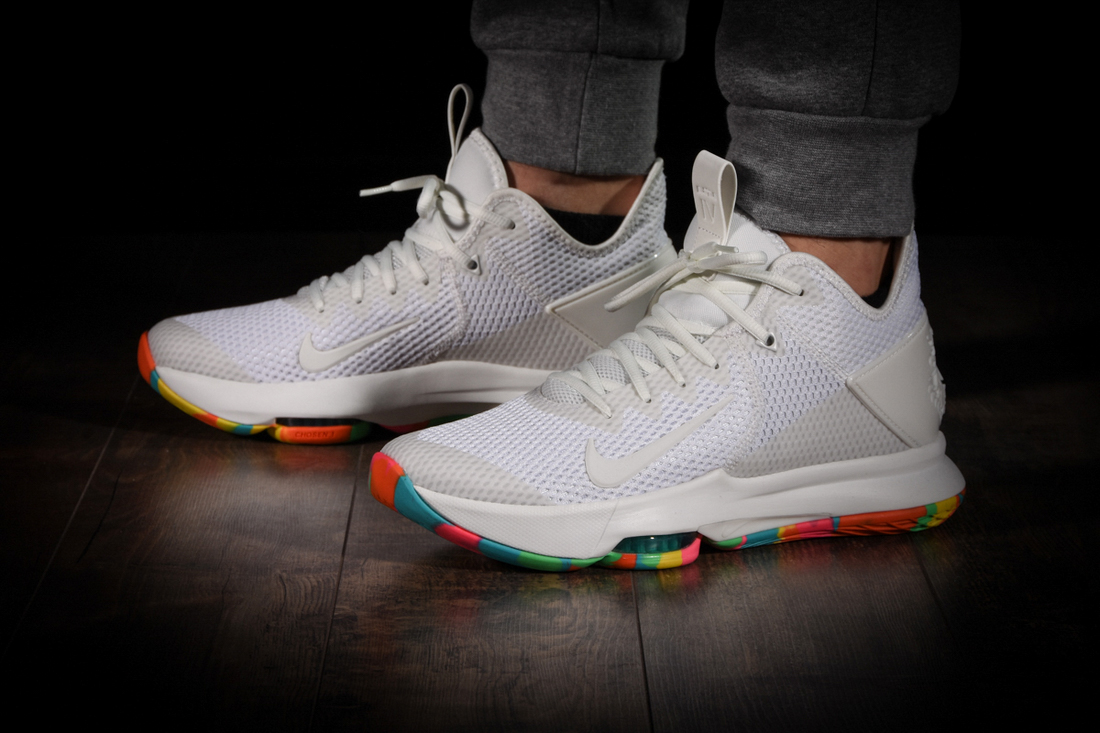 NIKE LEBRON WITNESS IV WHITE MULTI CAMO