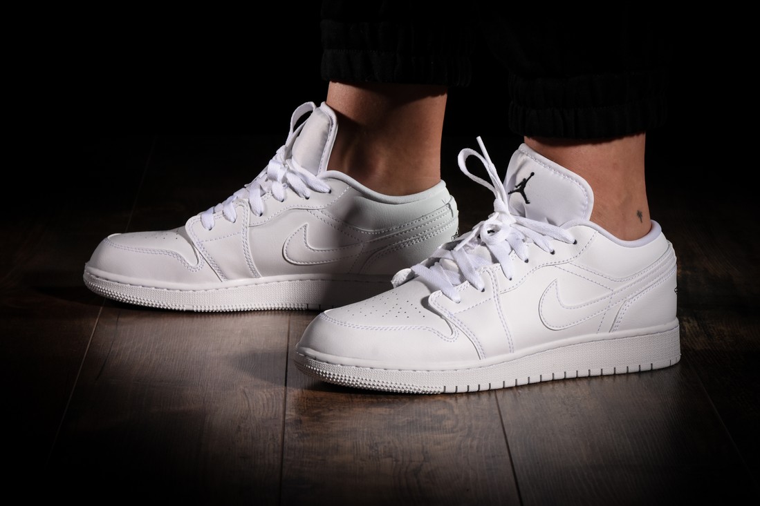 NIKE AIR JORDAN 1 RETRO LOW WHITE GS