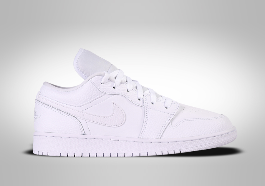 NIKE AIR JORDAN 1 RETRO LOW GS TRIPLE WHITE por 89 00 Basketzone