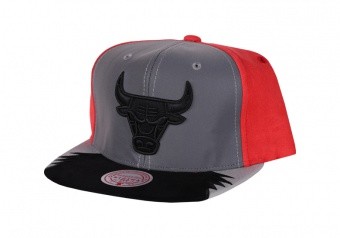 MITCHELL & NESS DAY 5 SNAPBACK CHICAGO BULLS