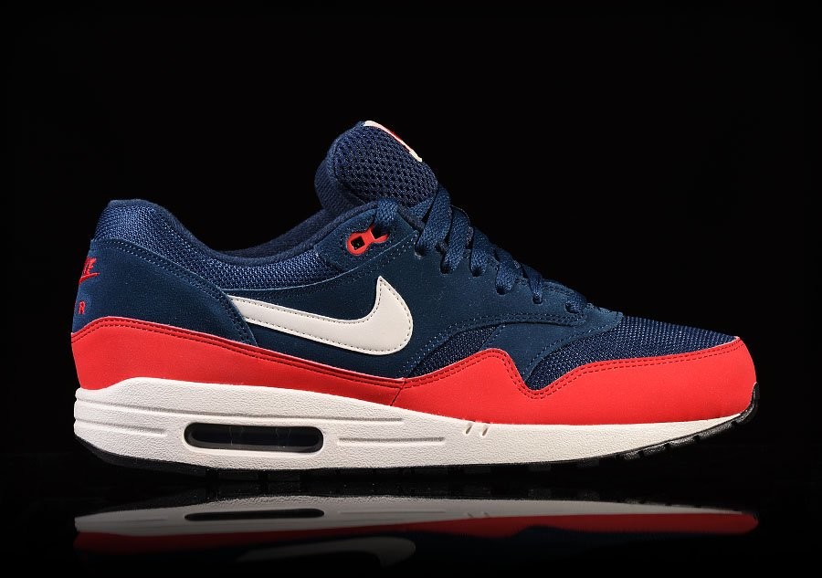 NIKE AIR MAX 1 ESSENTIAL MIDNIGHT NAVY UNIVERSITY RED